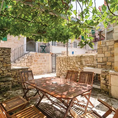 Nice Home In Postira With Kitchen