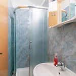 Дом отдыха In With Kitchen