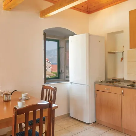 Feriehus In With Kitchen *
